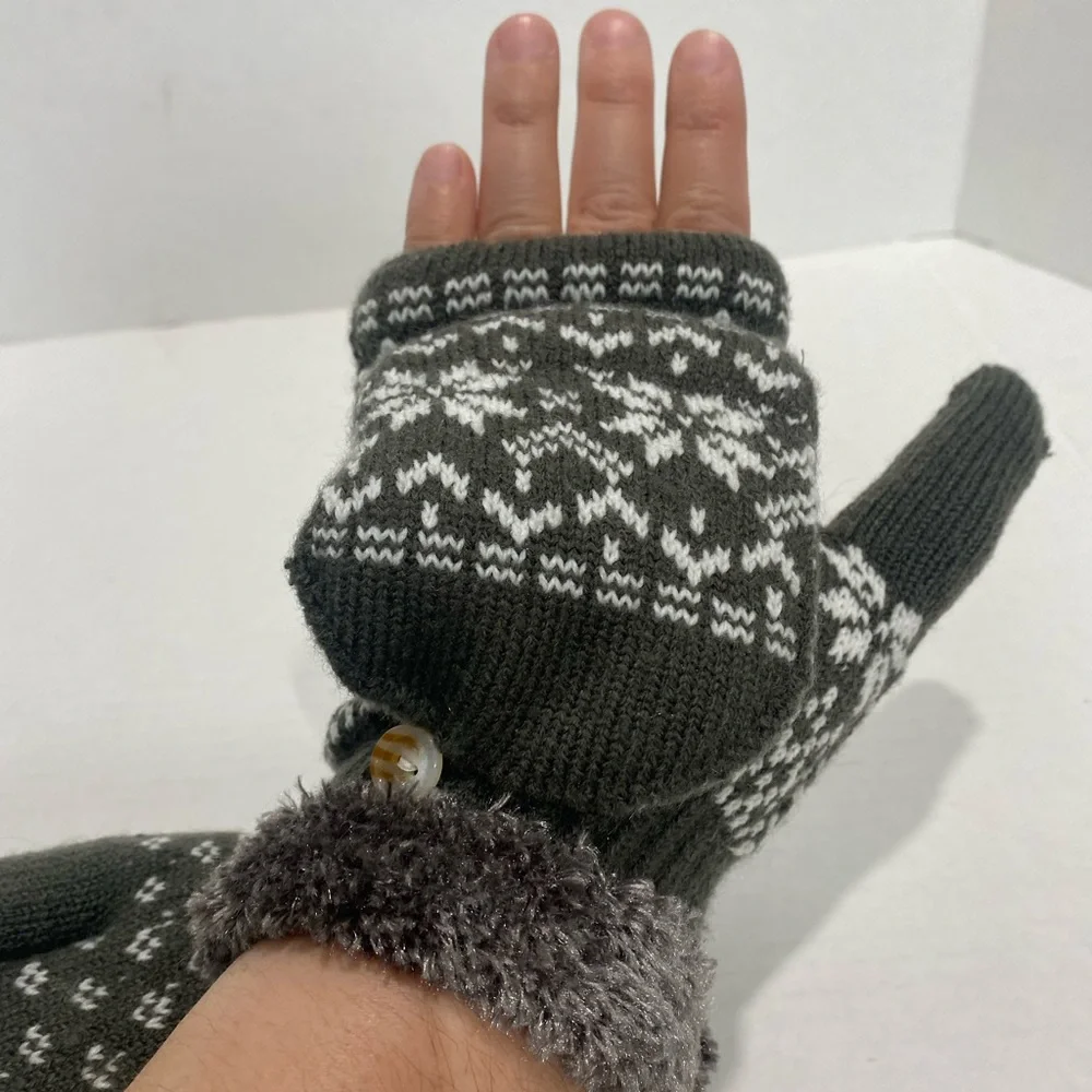 NWT Sonoma warm  Mittens gloves one size fit all -1